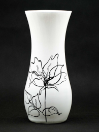 Handpainted glass vase (Color: Black, size: 10 inch)