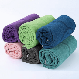 Yoga Mat Towel with Slip-Resistant Fabric and Posture Alignment Lines (Color: Natural Green)